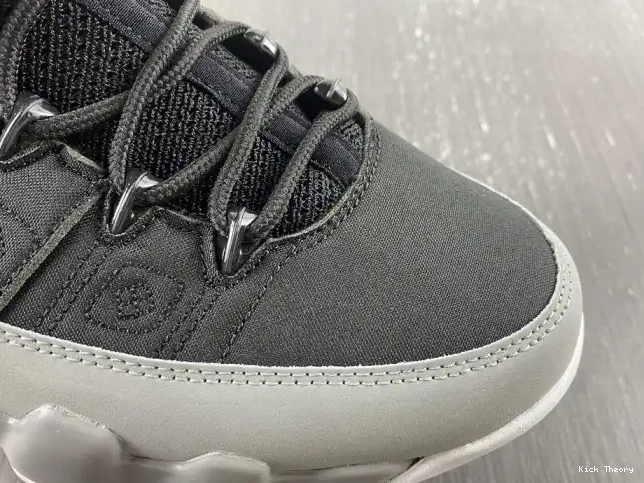 Kicktheory 9 Retro CT8019-060 Grey Jordan Particle 0505